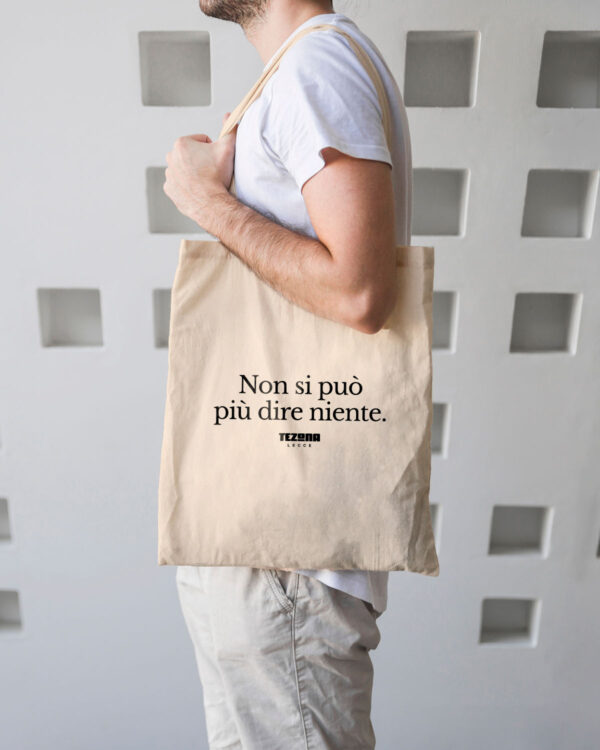 Borsa Non si può più dire niente